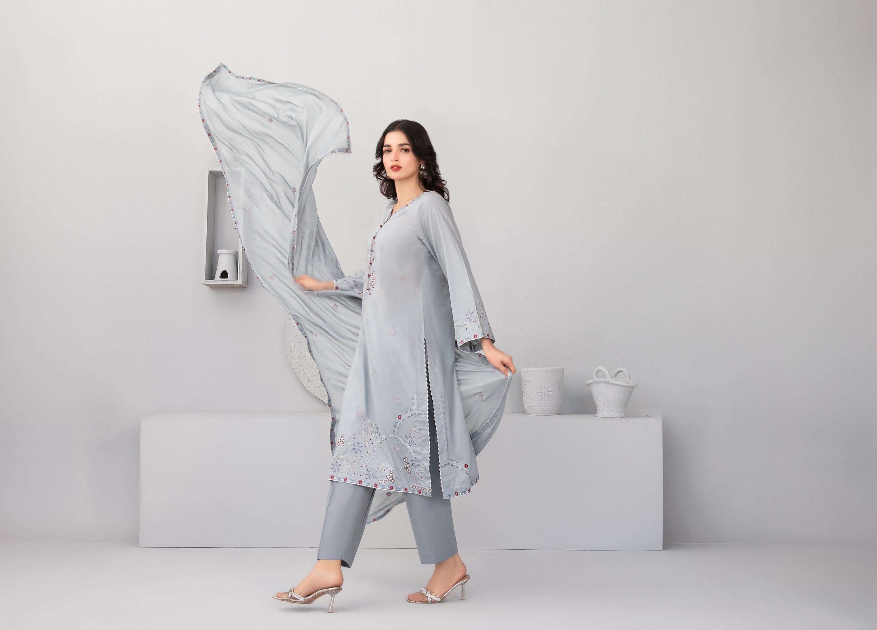 Hayya Vol-1 D-3148 (Grey): gallery 1