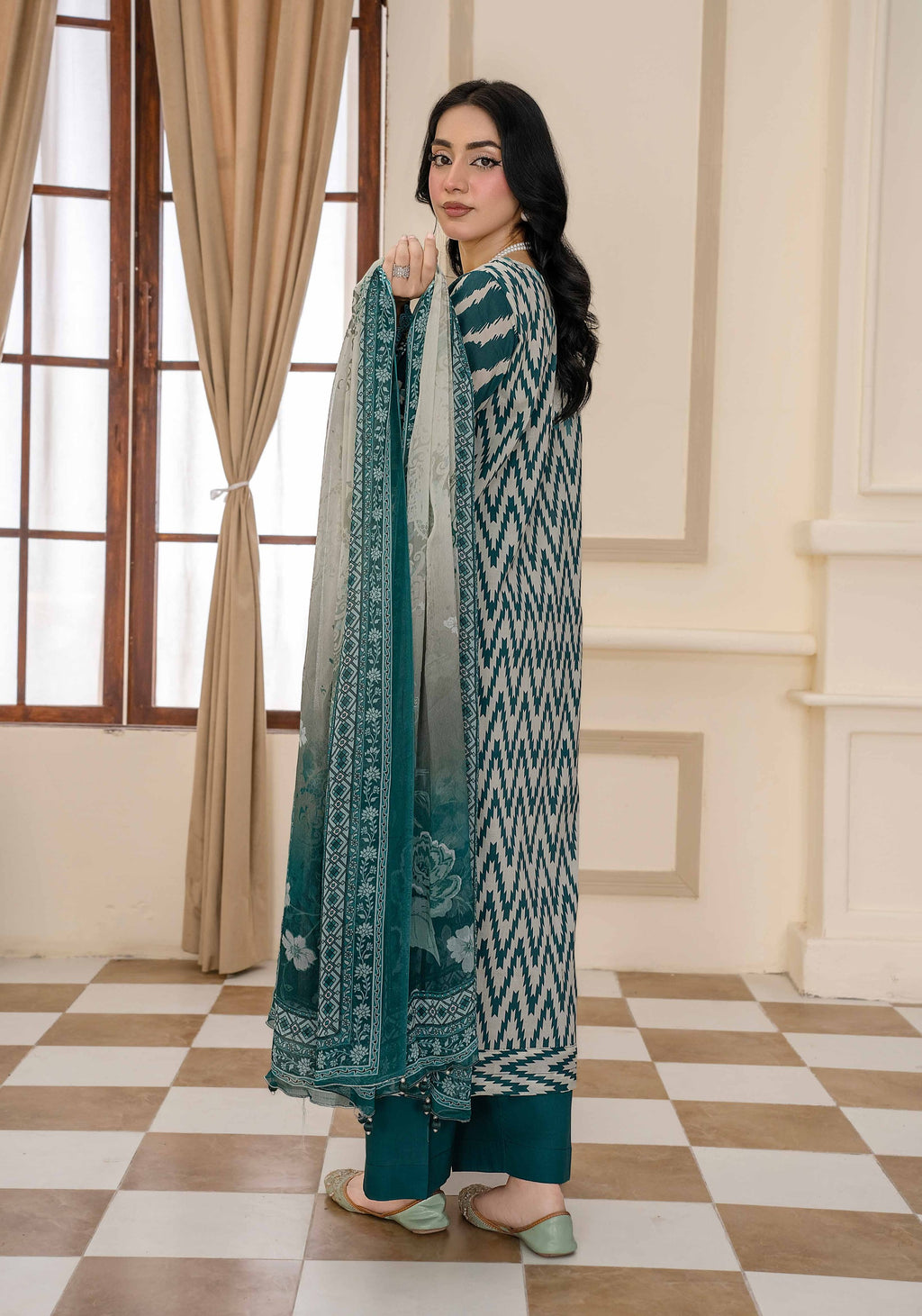 Bin Iqbal V-611 Design 02 Unstitched Lawn Suit - Bin Iqbal unstitched lawn suit image 7