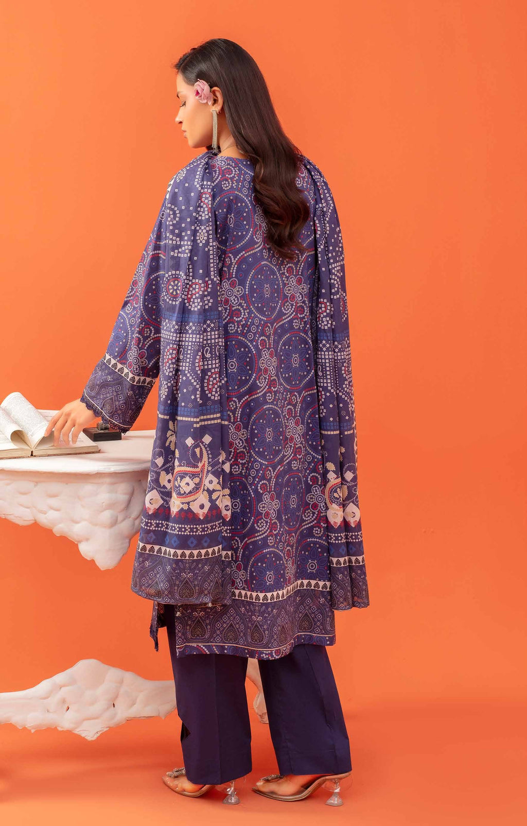 Gull-E-Rukh Trace VOL-642 Design 05 Unstitched Lawn Suit - Gull-E-Rukh unstitched lawn suit image 6