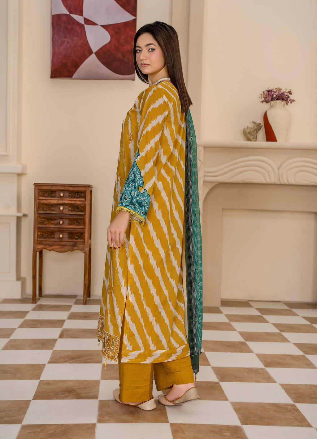 Bin Iqbal V-611 Design 06 Unstitched Lawn Suit - Bin Iqbal unstitched lawn suit image 6