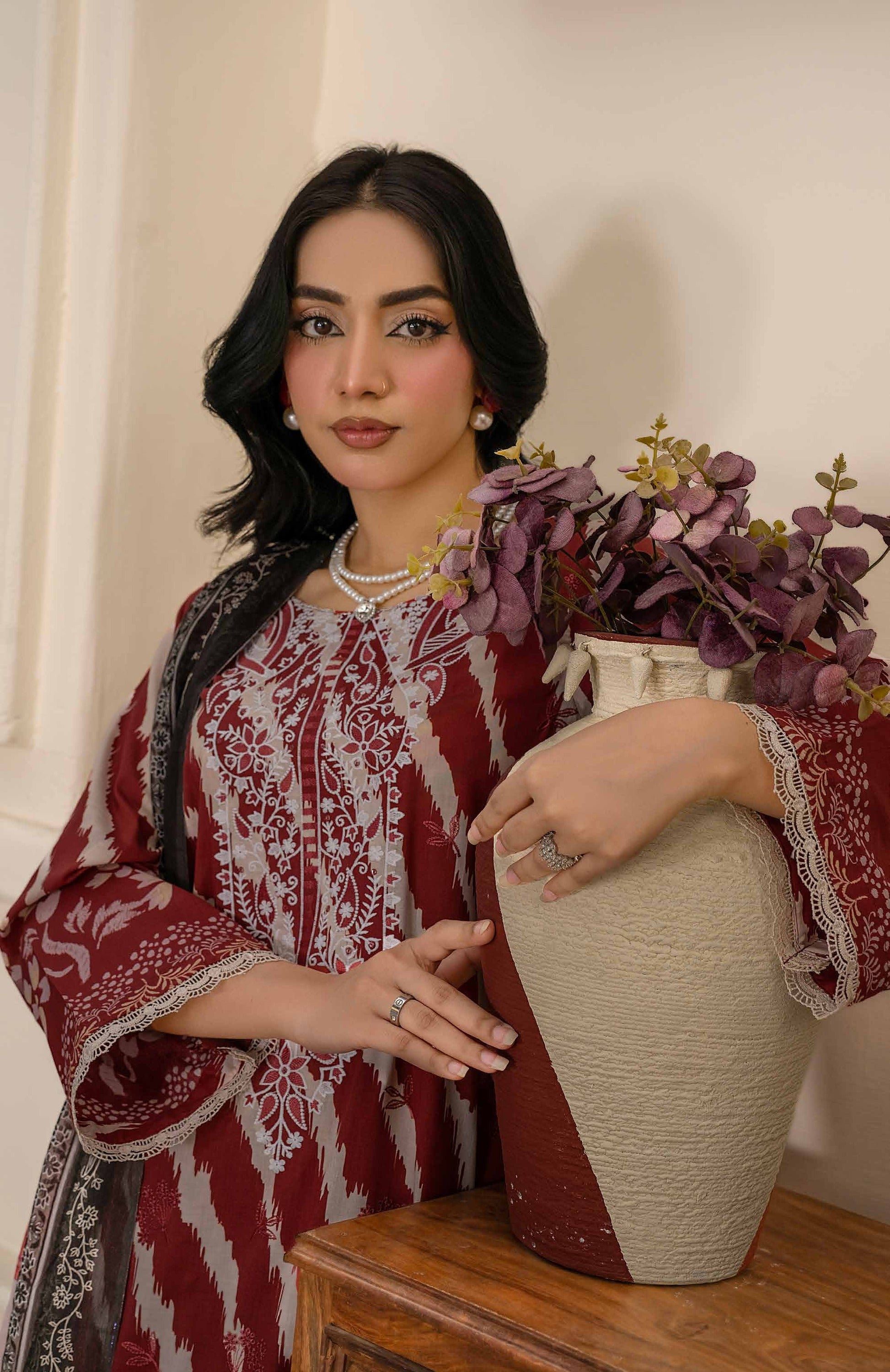 Bin Iqbal V-611 Design 07 Unstitched Lawn Suit - Bin Iqbal unstitched lawn suit image 2