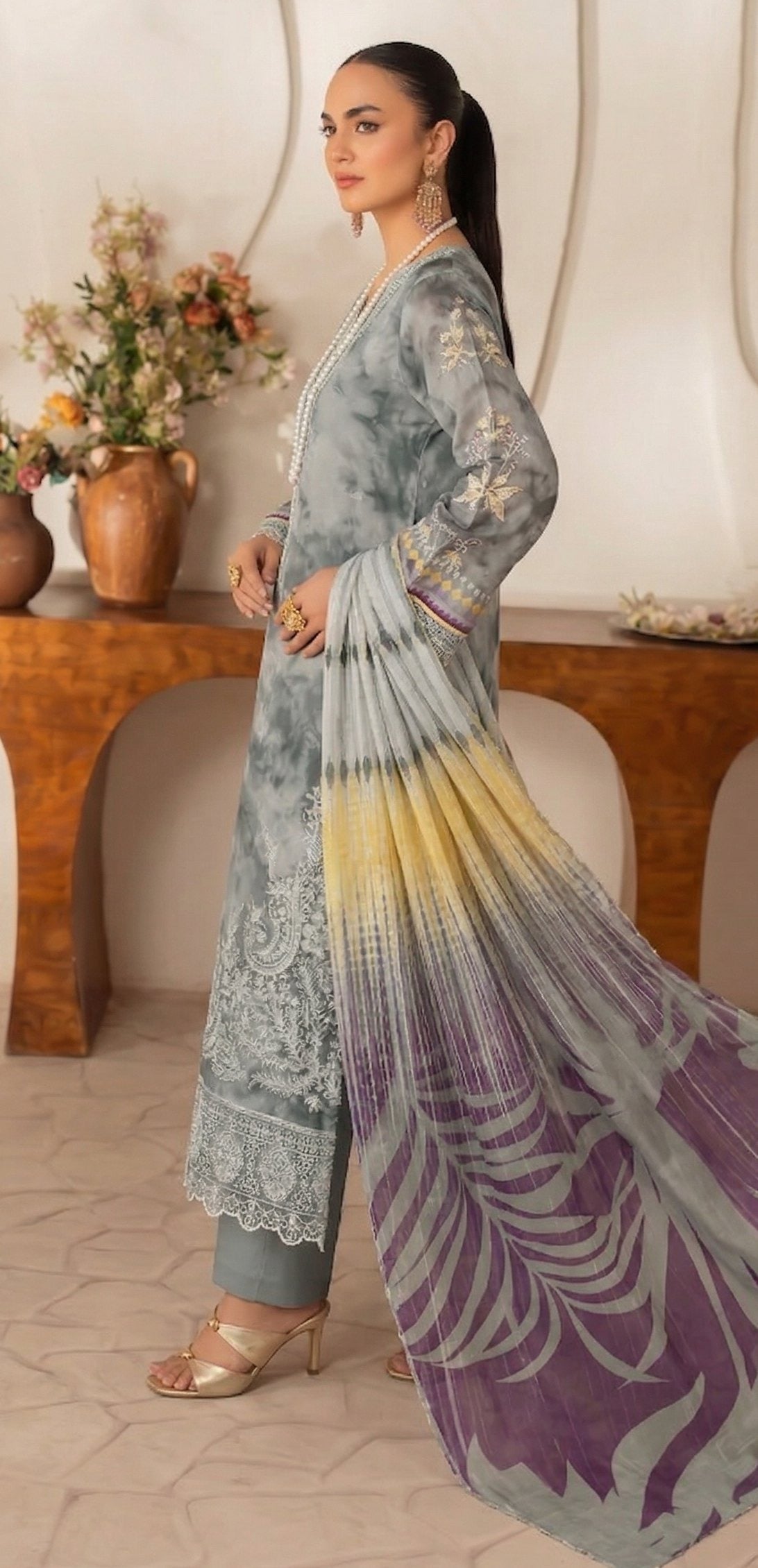 Sobia Waseem RANG BARI VOL-2672 Design 08 Unstitched Lawn Suit - Sobia Waseem unstitched lawn suit image 3